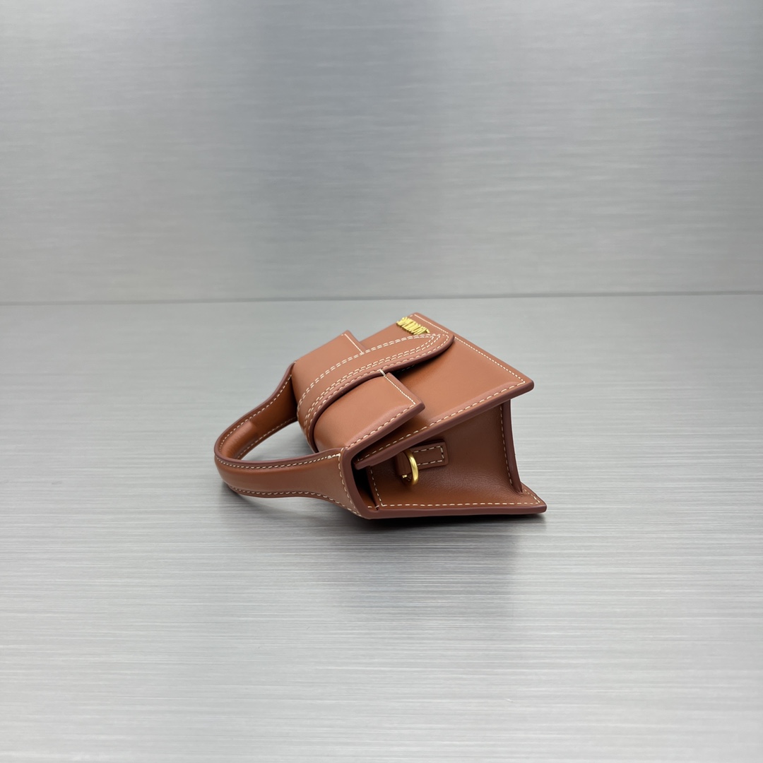 Jacquemus Satchel Bags